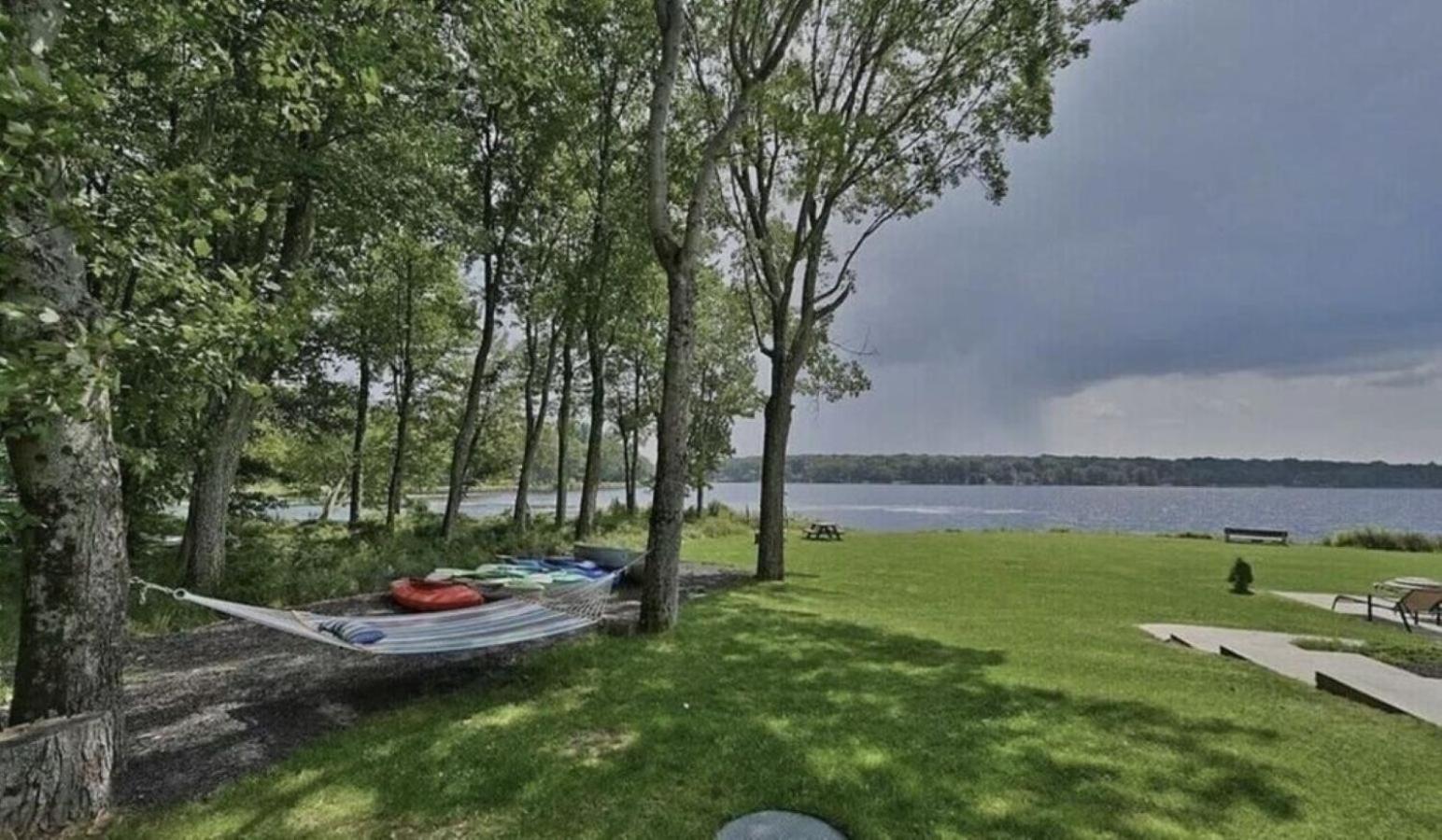 Hideaway - Lakehouse/Spa/Dock/ Pocono Summit Buitenkant foto